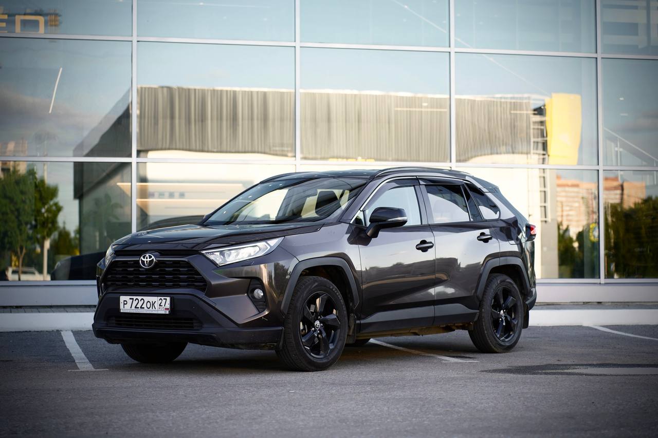 Toyota RAV4 (Коричневый) 2,5л.