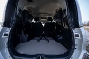 Toyota Noah Hybrid
