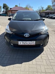 Toyota Prius Alpha 2015г.в.