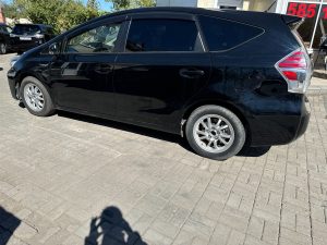 Toyota Prius Alpha 2015г.в.