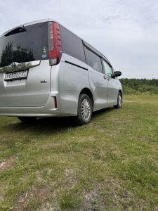 Toyota Noah Hybrid