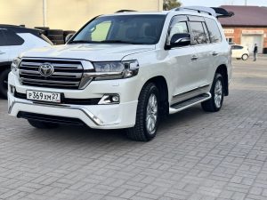 Toyota Land Cruiser 200