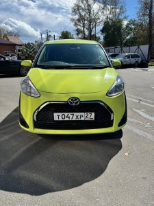 Toyota Sienta