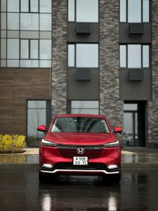 Honda Vezel (красный)