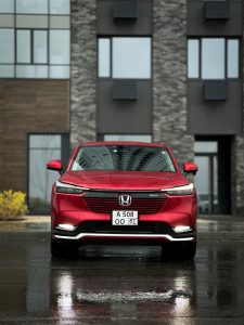 Honda Vezel (красный)
