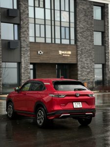 Honda Vezel (красный)
