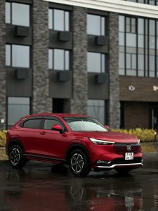 Honda Vezel (красный)