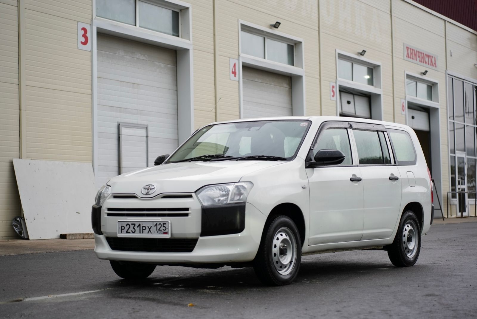 Toyota Succed