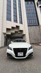 Toyota Crown Hybrid