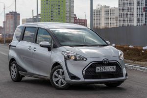Toyota Sienta