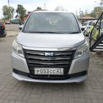 Toyota Noah Hybrid