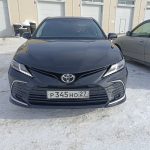 Toyota Camry (Черный) 2 л