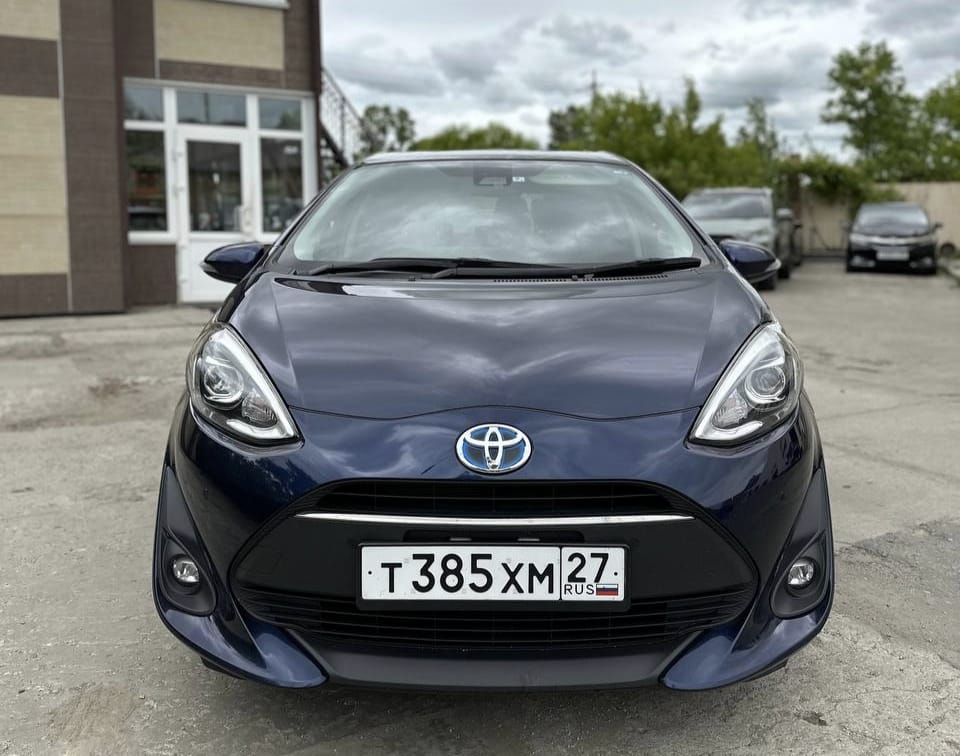 Toyota Aqua Hybrid
