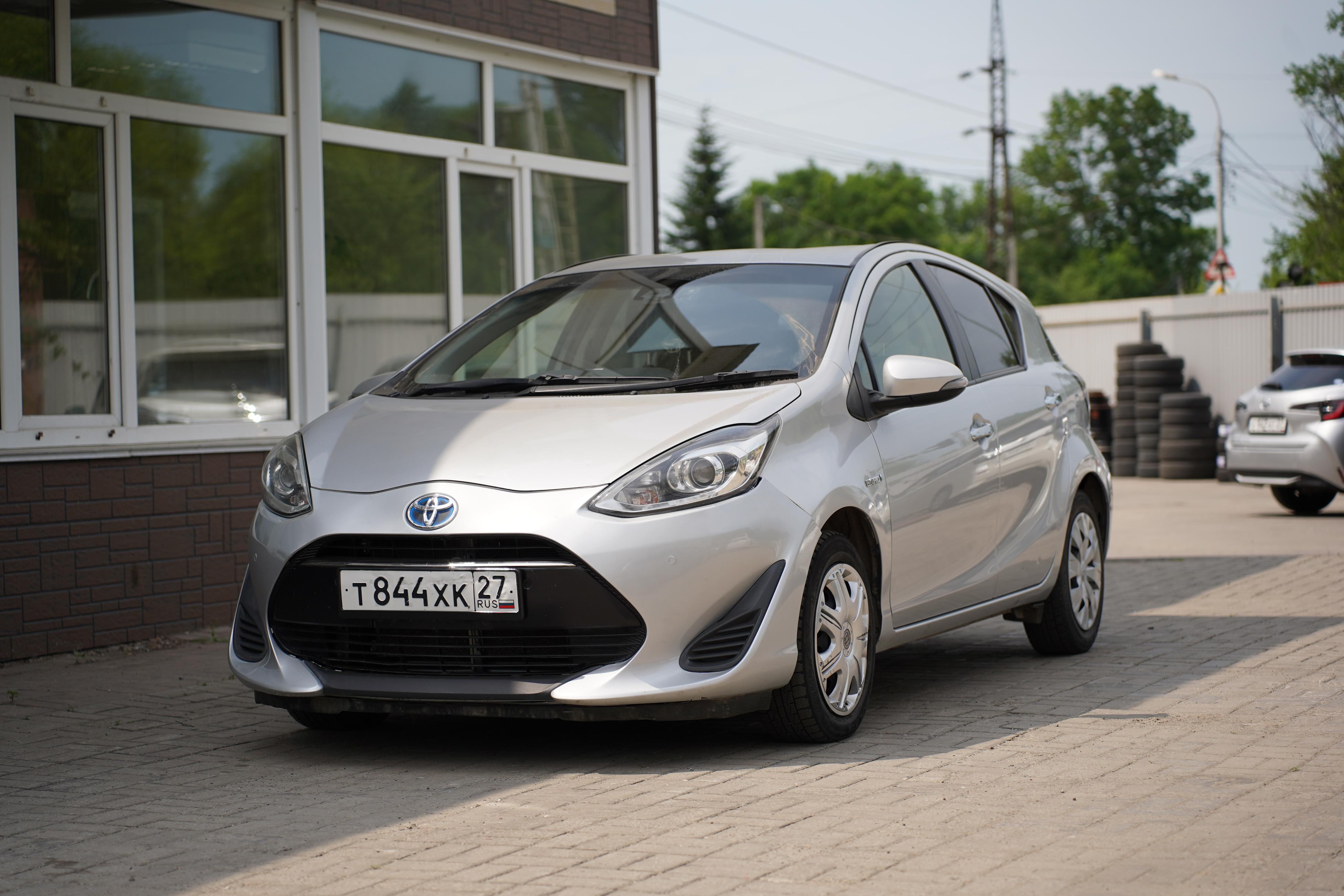 Toyota Aqua Hybrid