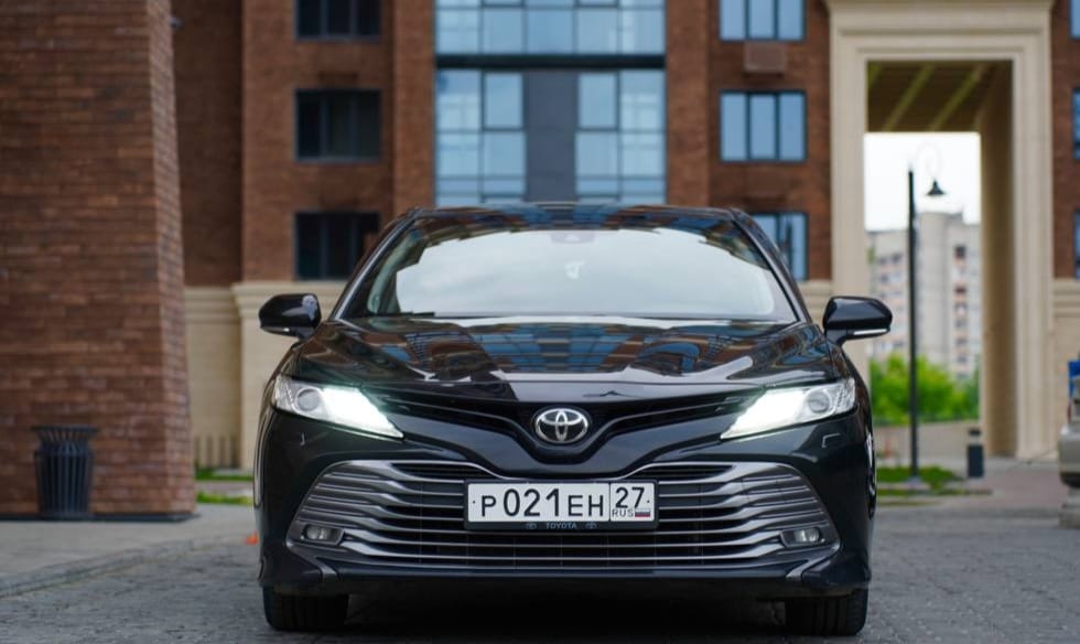 Toyota Camry Luxe Safety 2018