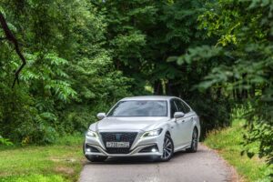Toyota Crown Hybrid