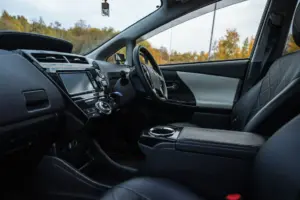 Toyota Prius Alpha Hybrid