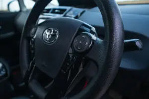 Toyota Prius Alpha Hybrid
